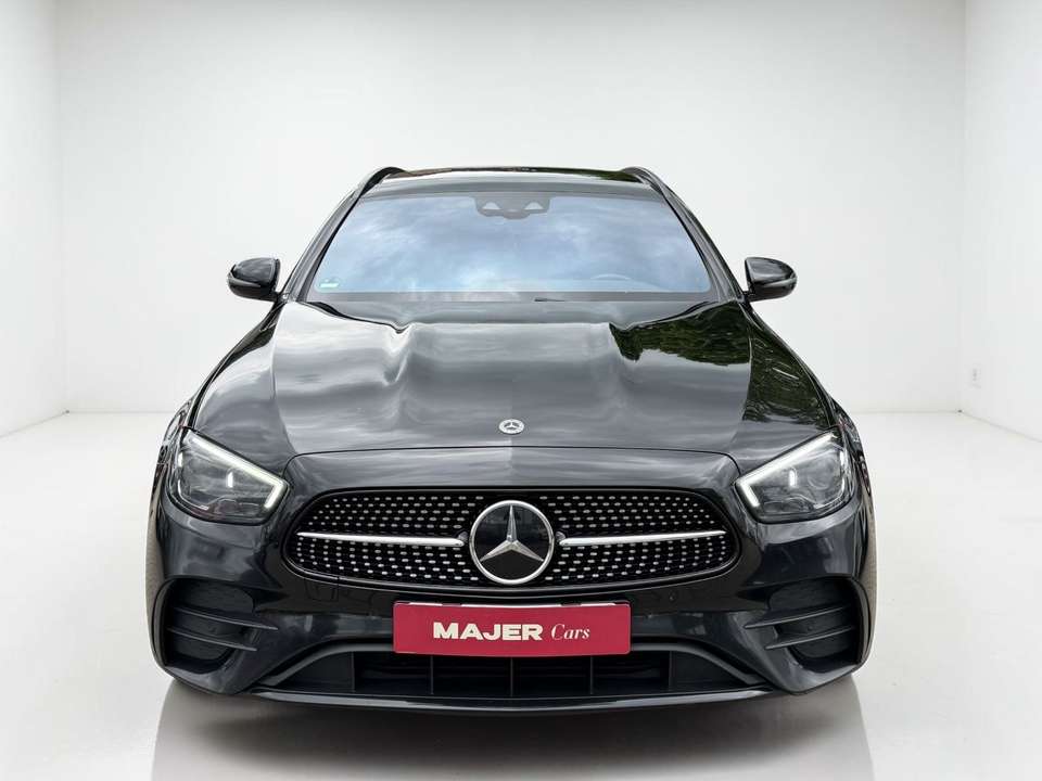 Mercedes-Benz E 300 - Imagem 3