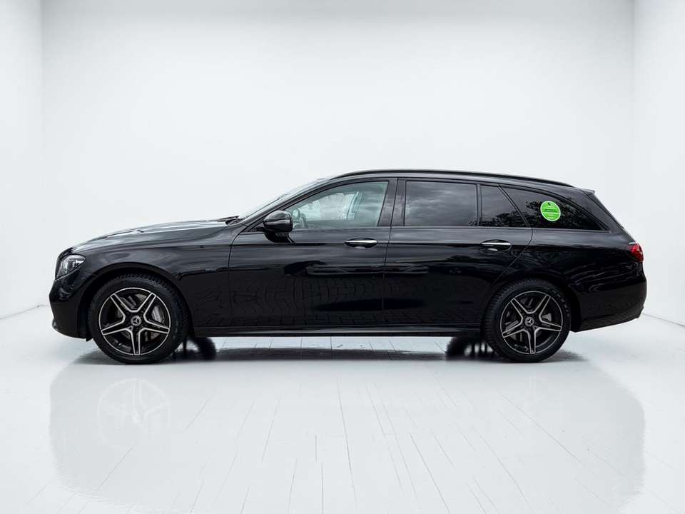 Mercedes-Benz E 300 - Imagem 14