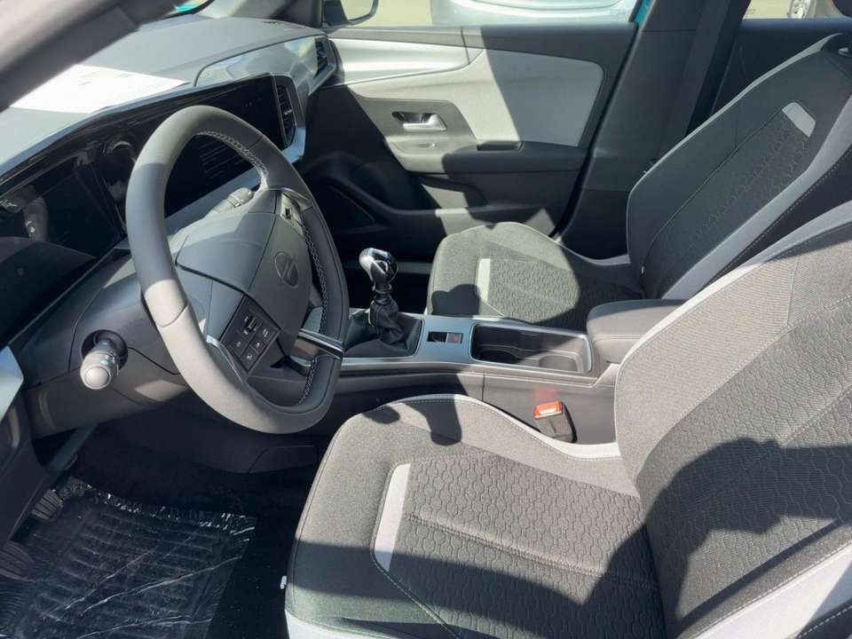 Car picture 9