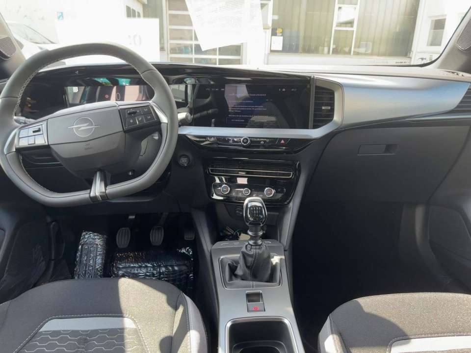Car picture 11