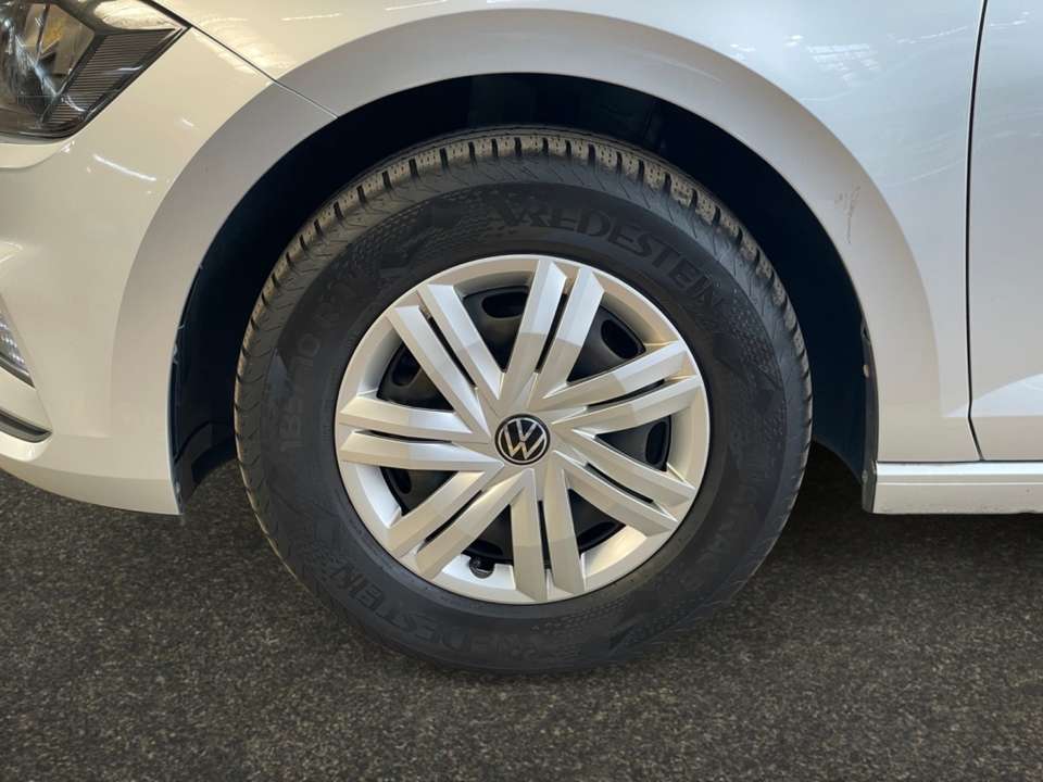 Car picture 9