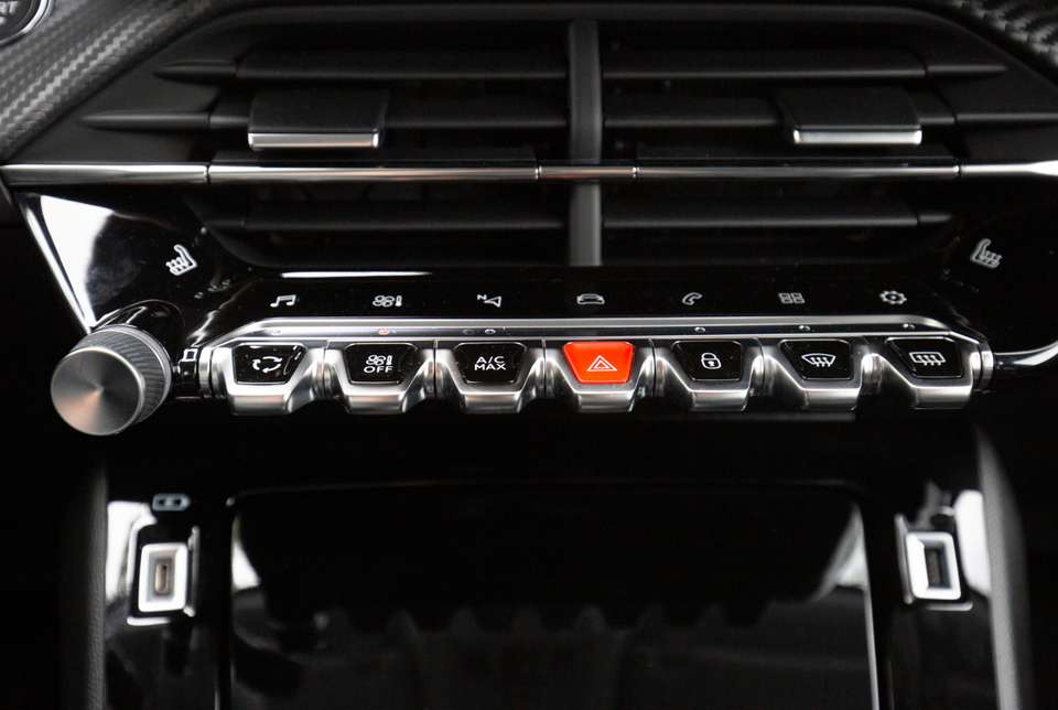 Car picture 11