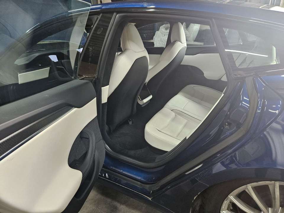 Tesla Model S - Imagem 6