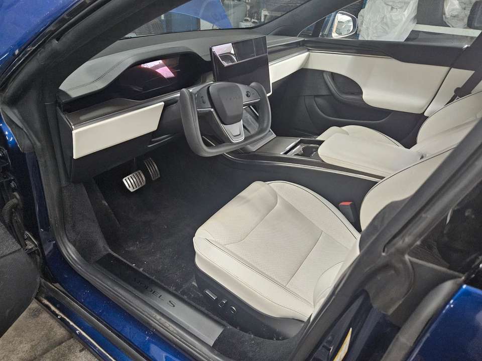 Tesla Model S - Imagem 7