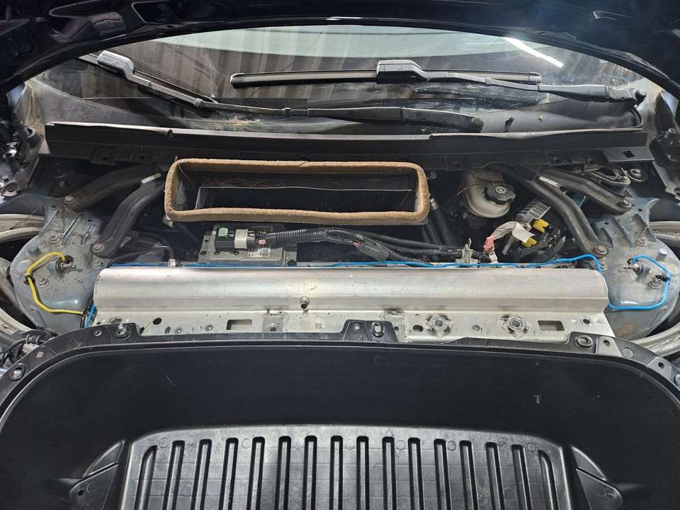 Tesla Model S - Imagem 9