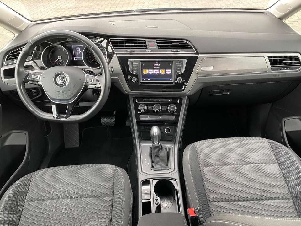 Volkswagen Touran - Imagem 2