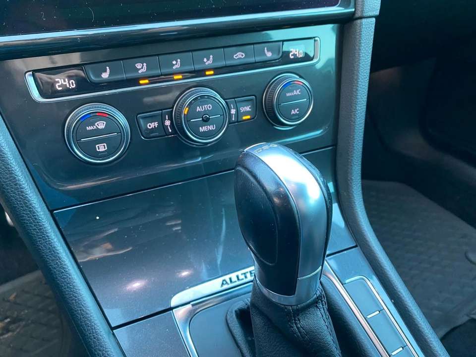 Car picture 9