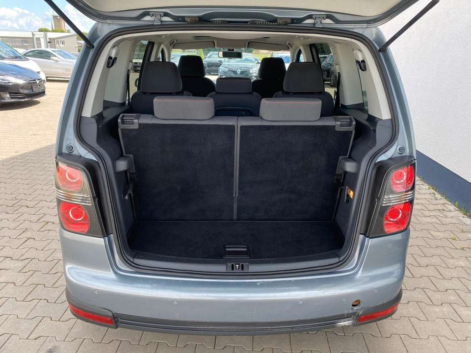 Volkswagen Touran - Imagem 8