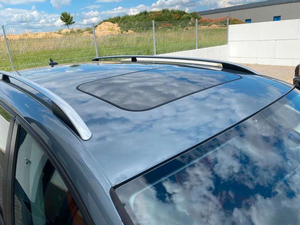Volkswagen Touran - Imagem 12