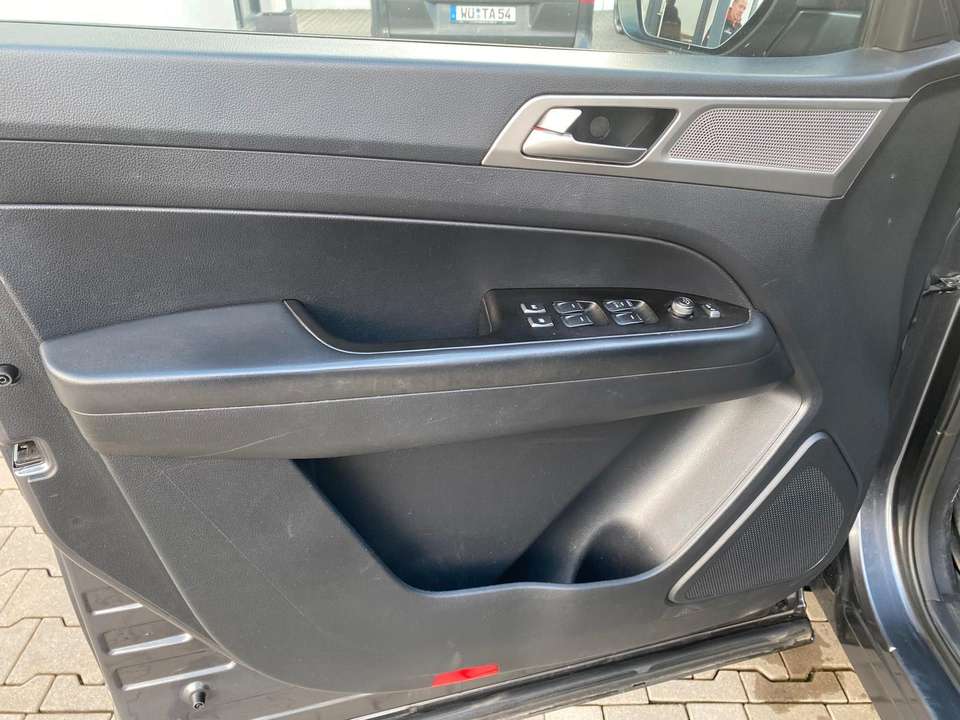 Car picture 14