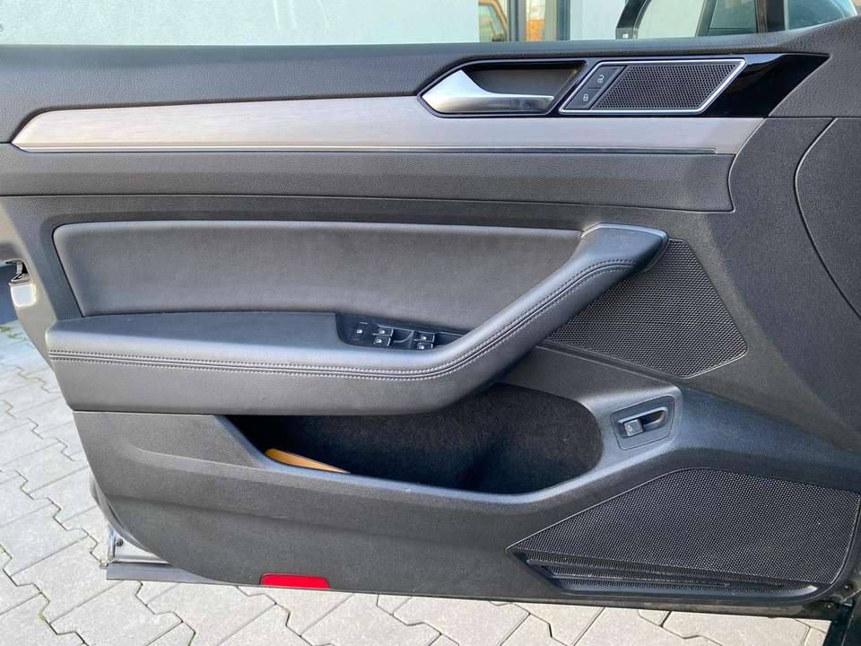 Car picture 12