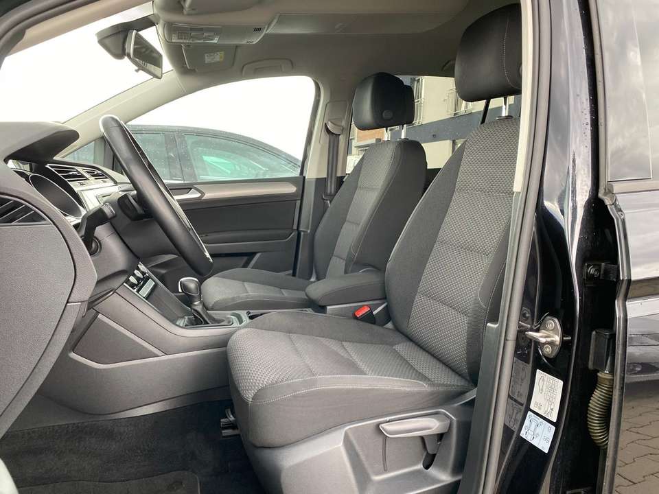 Volkswagen Touran - Imagem 14