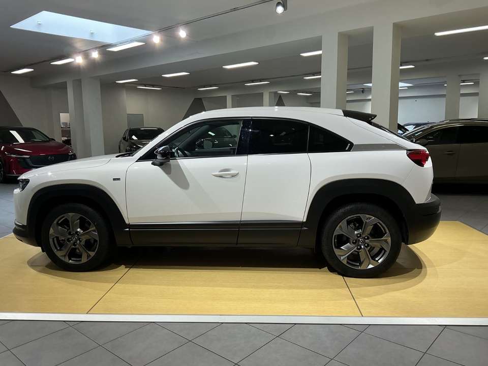 Mazda MX-30 - Imagem 8
