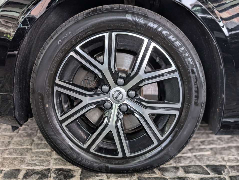 Volvo V60 - Imagem 10