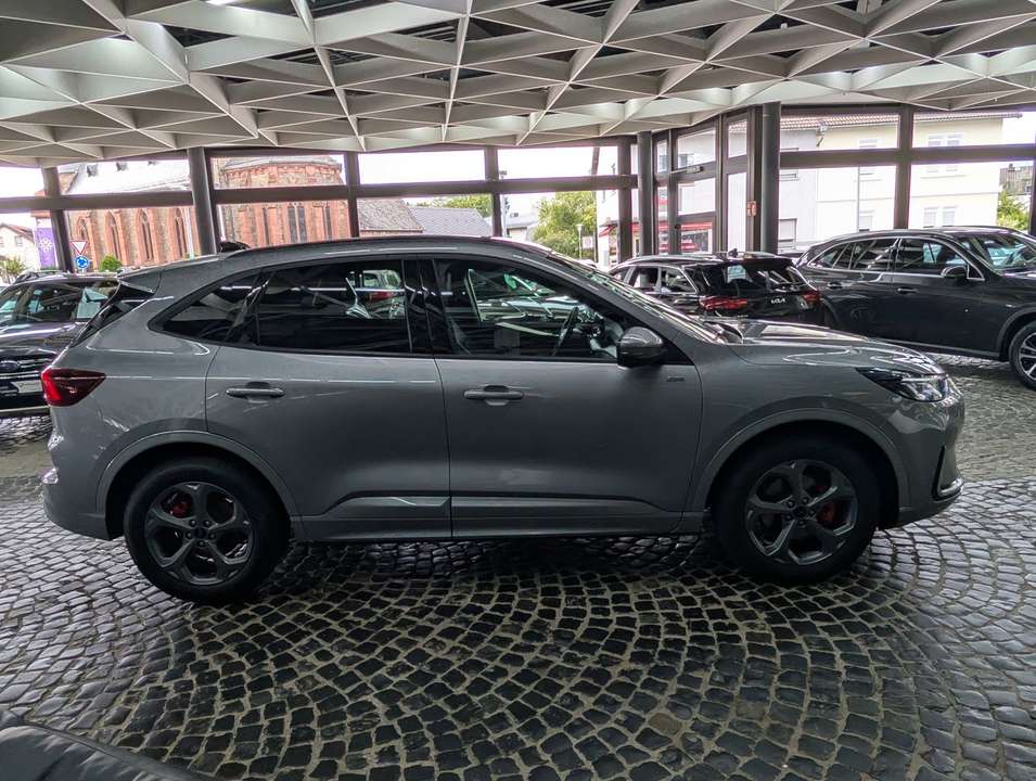 Ford Kuga - Imagem 9