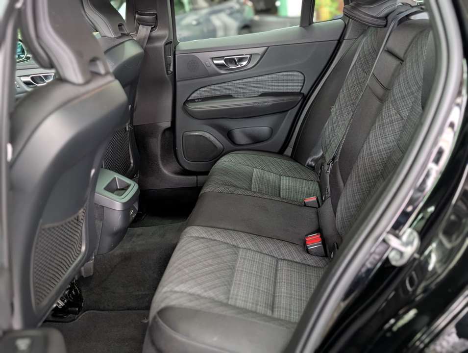 Volvo V60 - Imagem 15