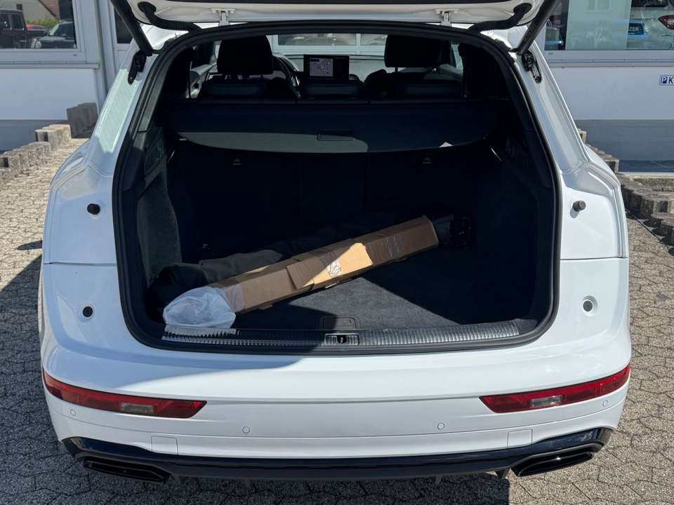 Car picture 11