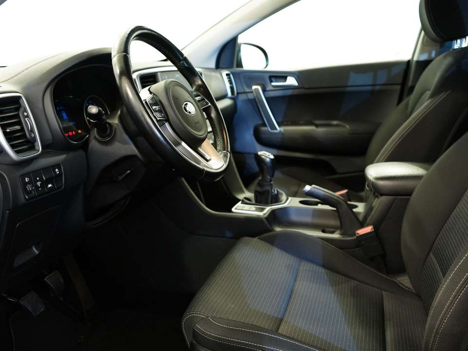 Car picture 9