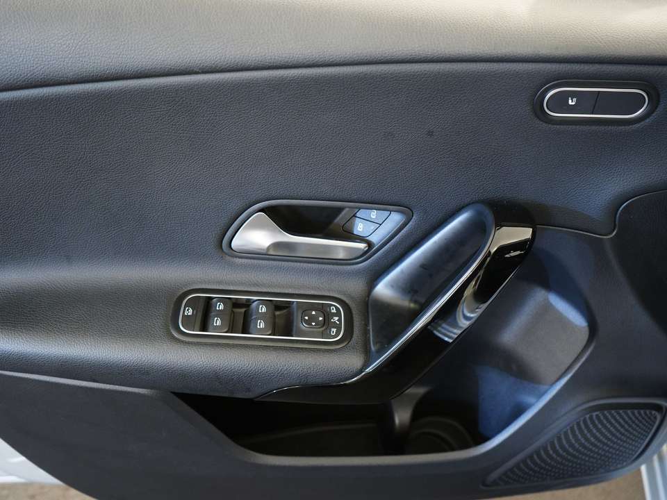 Car picture 11