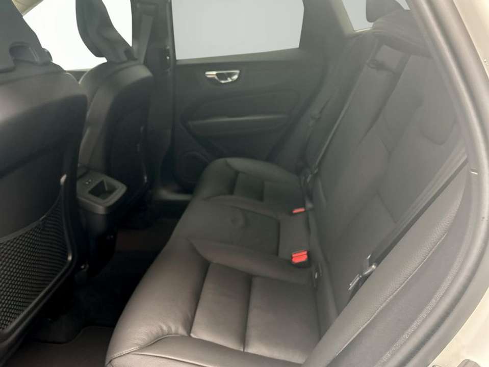 Volvo XC60 - Imagem 7