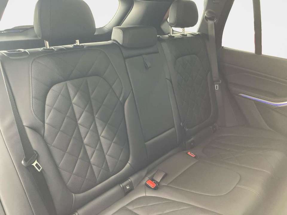Car picture 15