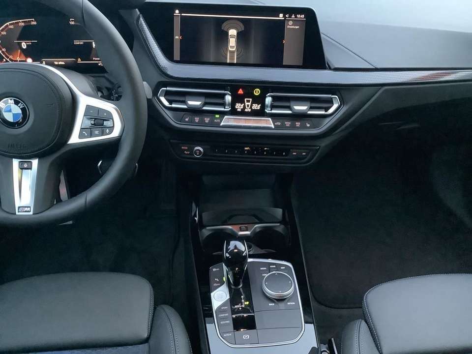 BMW 218 - Imagem 11