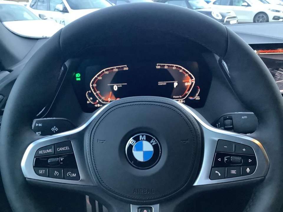 BMW 218 - Imagem 13