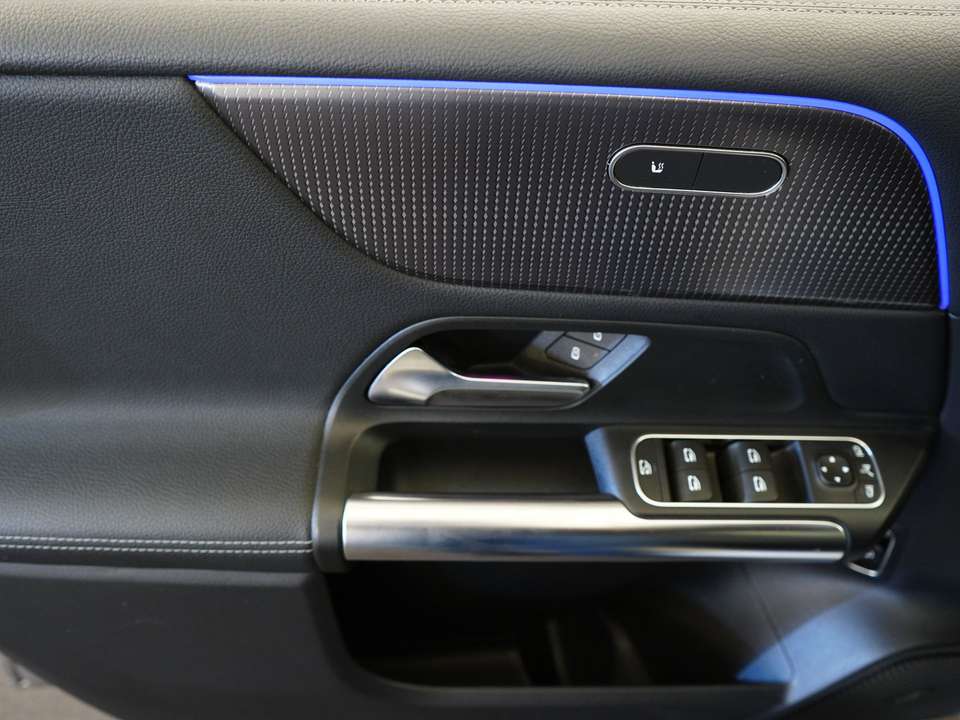 Car picture 11