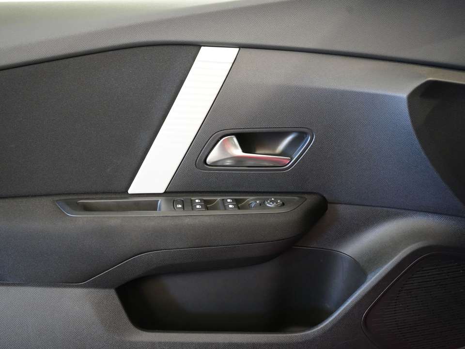 Car picture 11