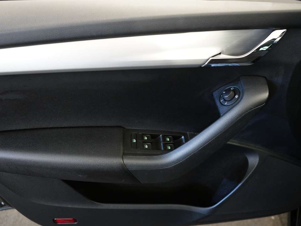 Car picture 11