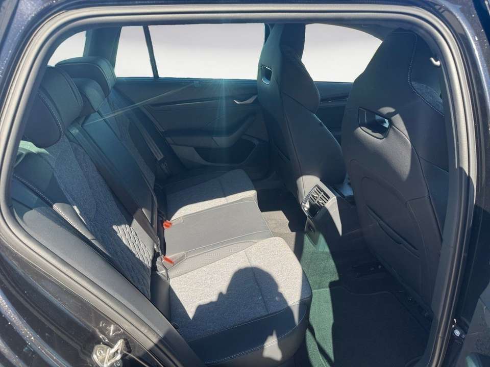 Car picture 8