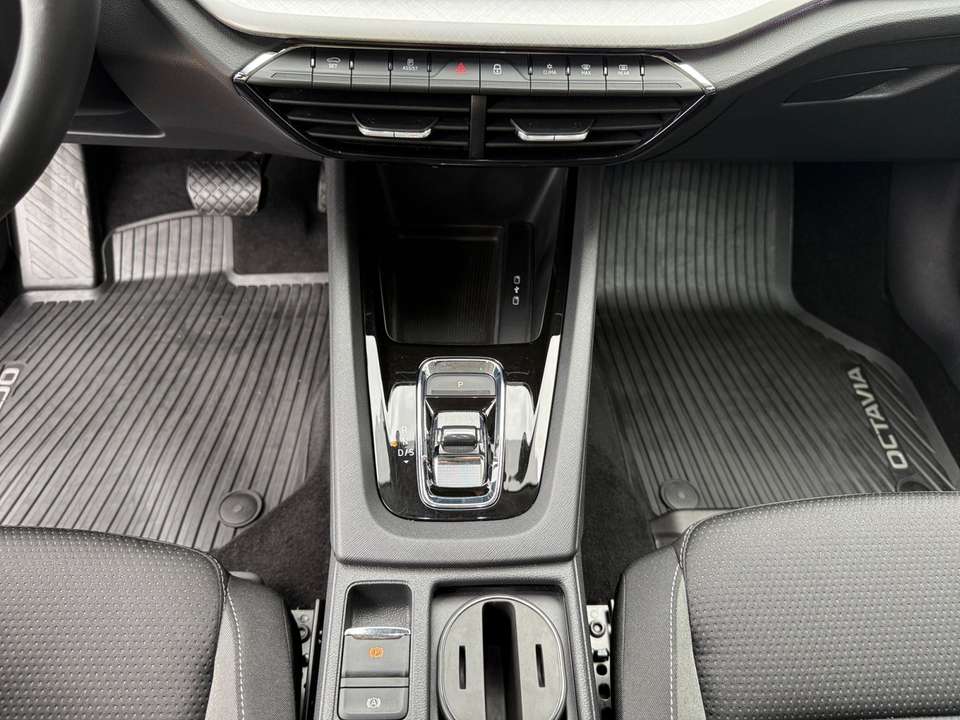 Skoda Octavia - Imagem 9