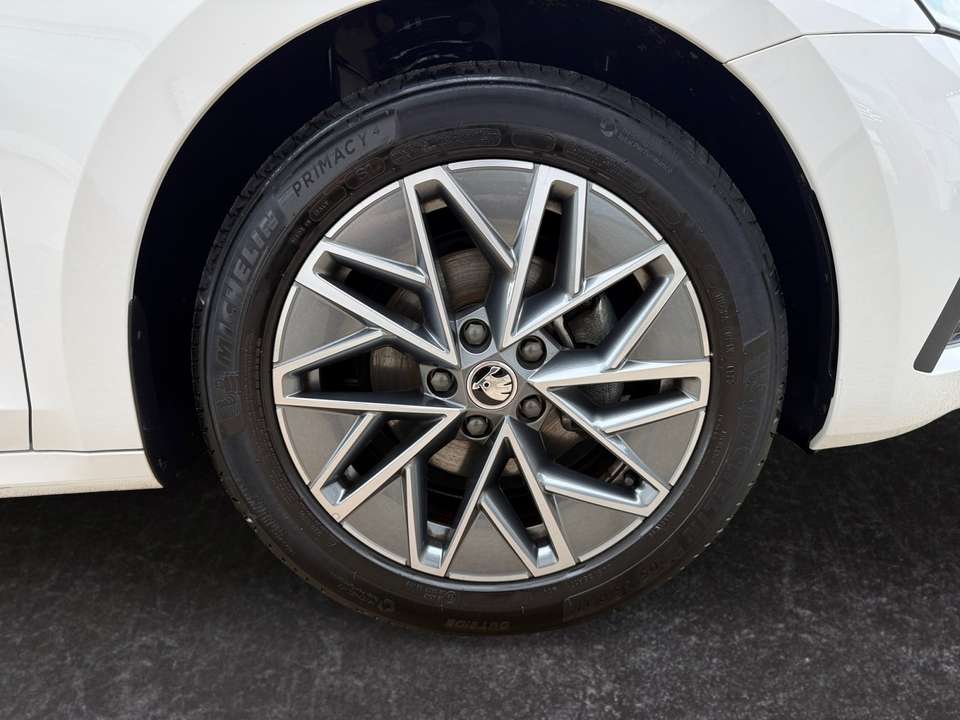 Skoda Octavia - Imagem 15