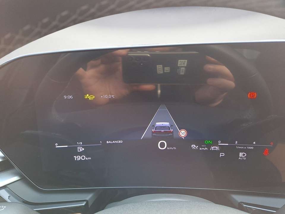 Car picture 9