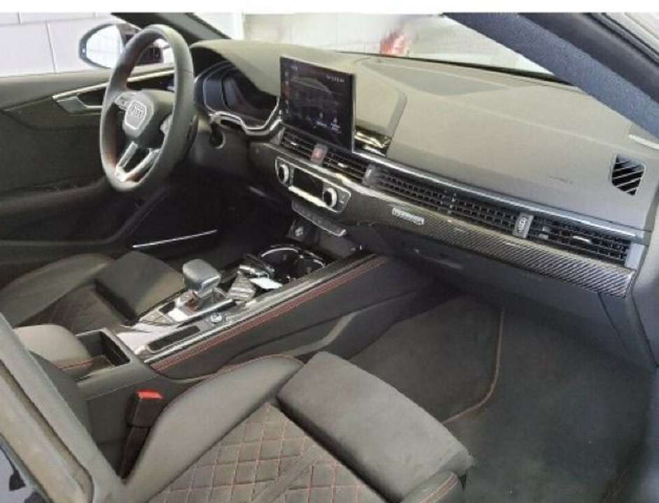 Car picture 4