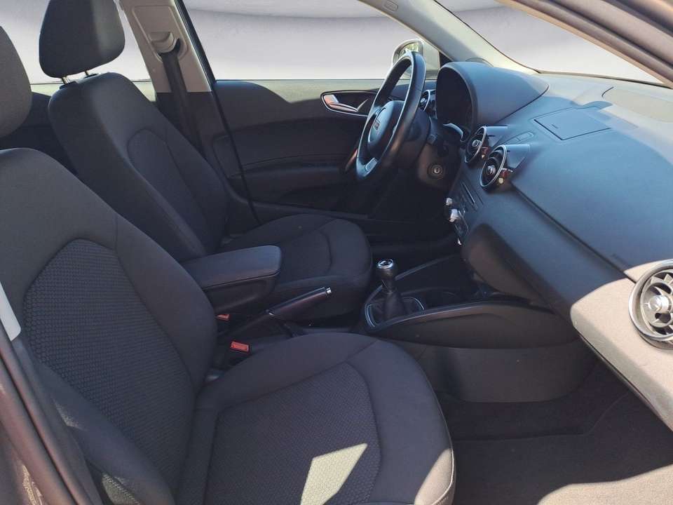 Car picture 9