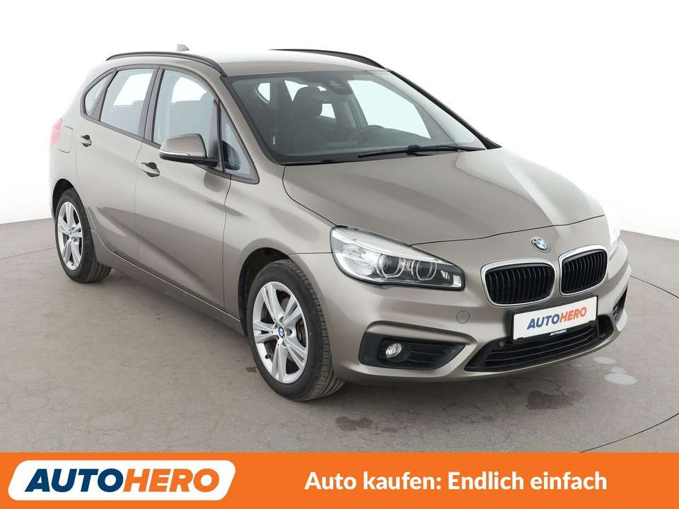 BMW 220 - Imagem 8