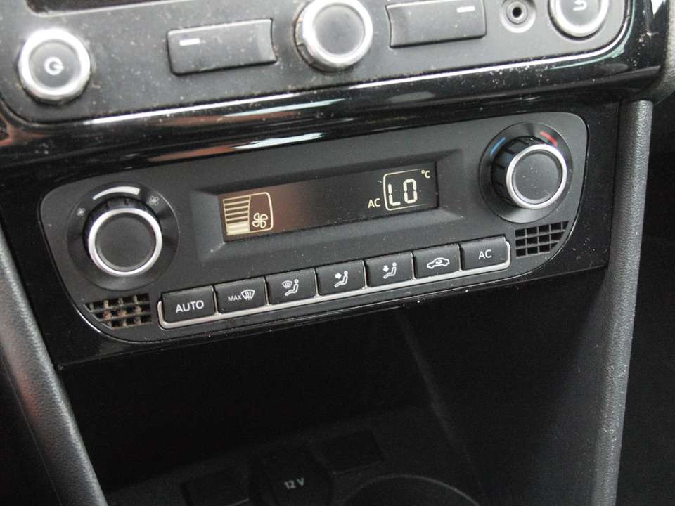 Car picture 18