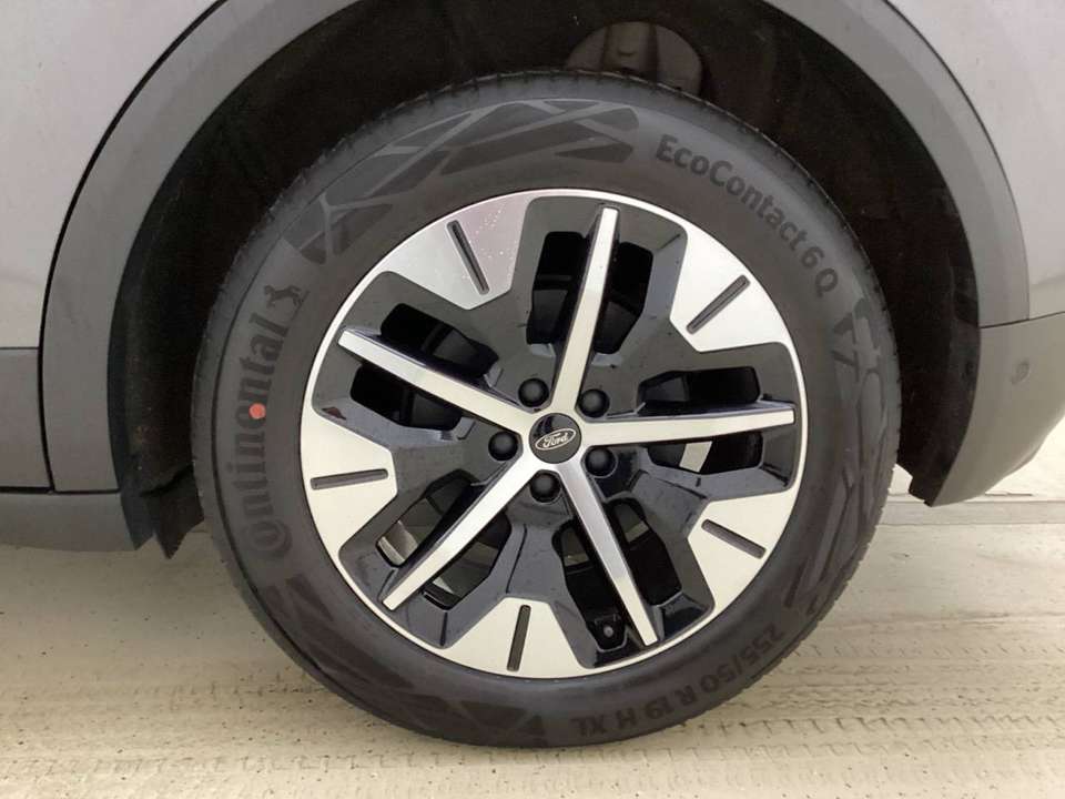 Ford Explorer - Imagem 6