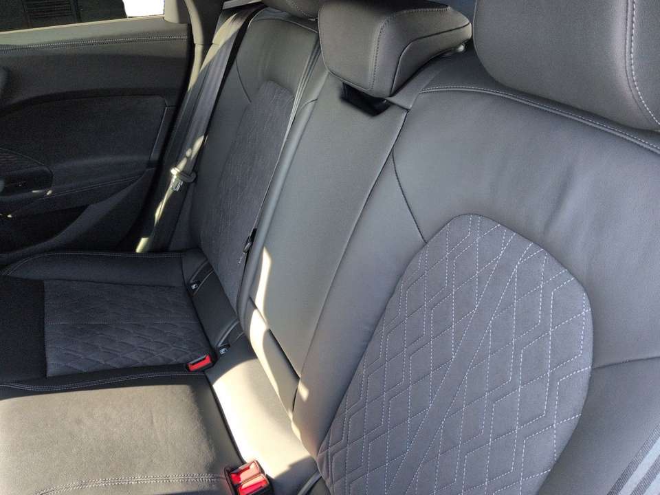 Car picture 10