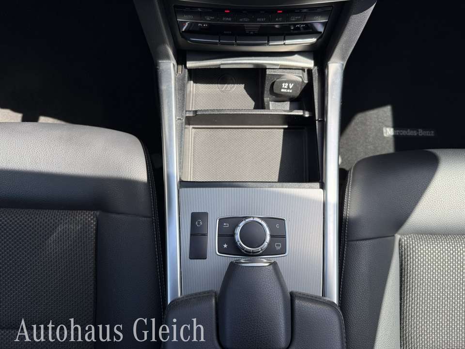 Mercedes-Benz E 200 - Imagem 11
