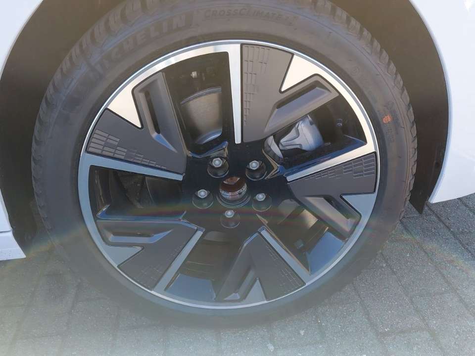 Car picture 11