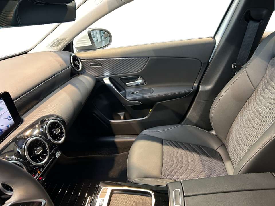 Car picture 5