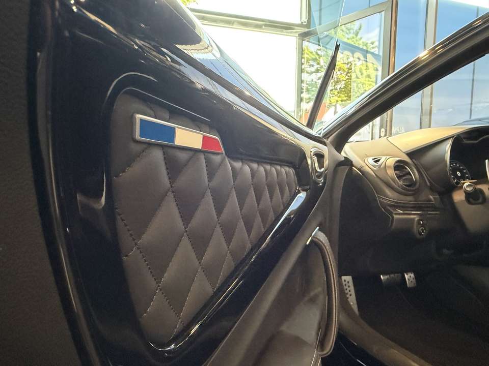 Car picture 14