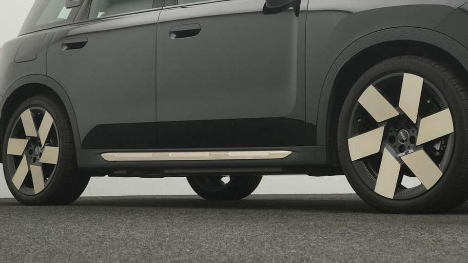Car picture 18
