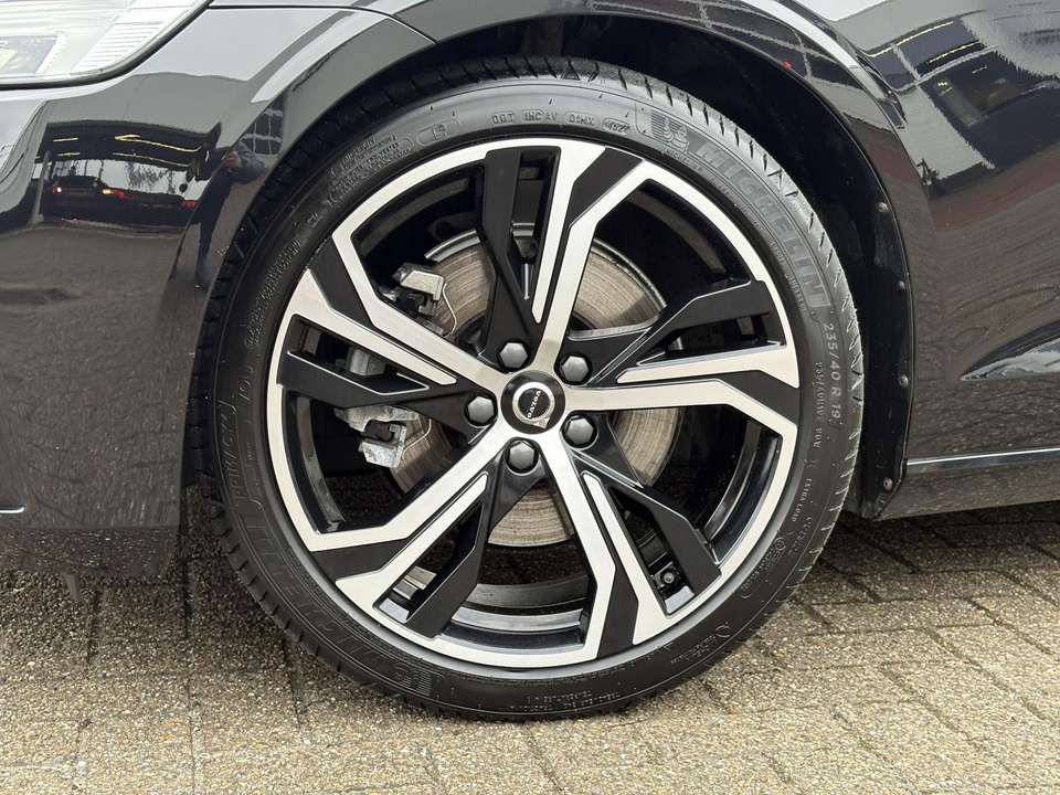 Volvo S60 - Imagem 6