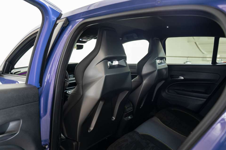 Car picture 11
