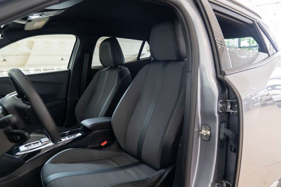 Car picture 11
