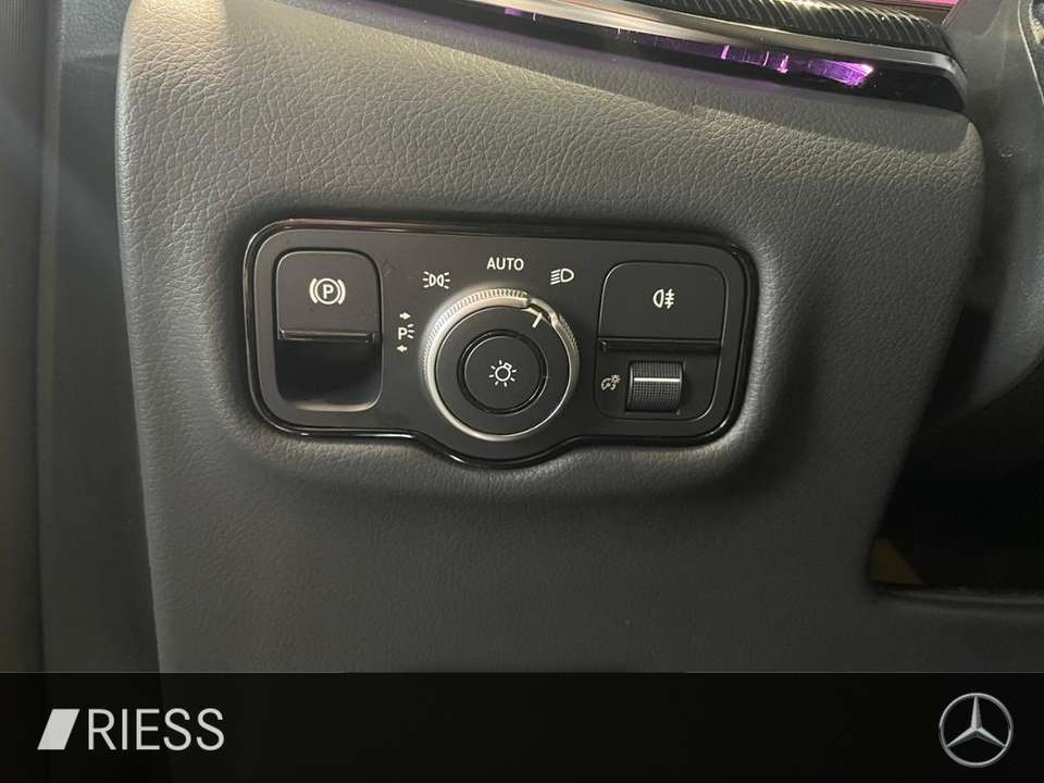 Car picture 11