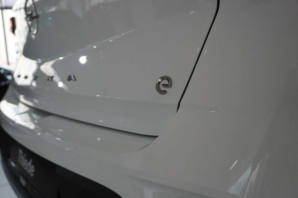 Car picture 9